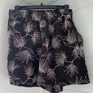 120% Lino Luxury Linen Shorts Black White Embroidered Flowers Pockets 42 Small